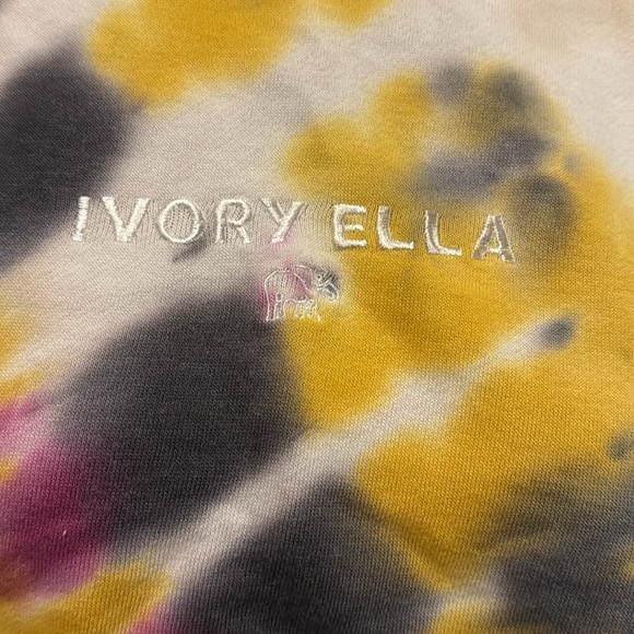 Ivory Ella small sweatshirt, half shirt tye dye - Picture 2 of 9